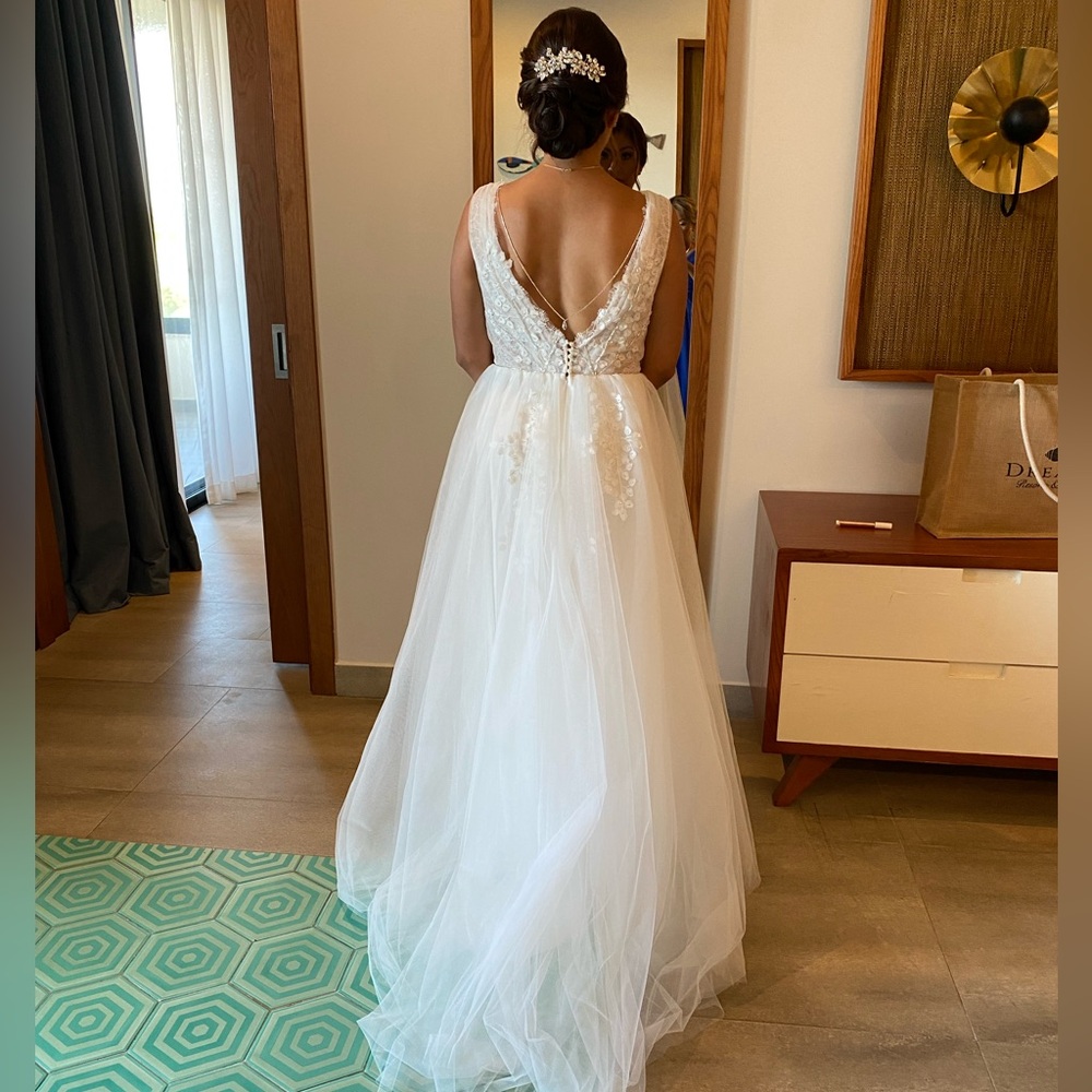 Ivory Handmade Wedding Dress with beautiful details